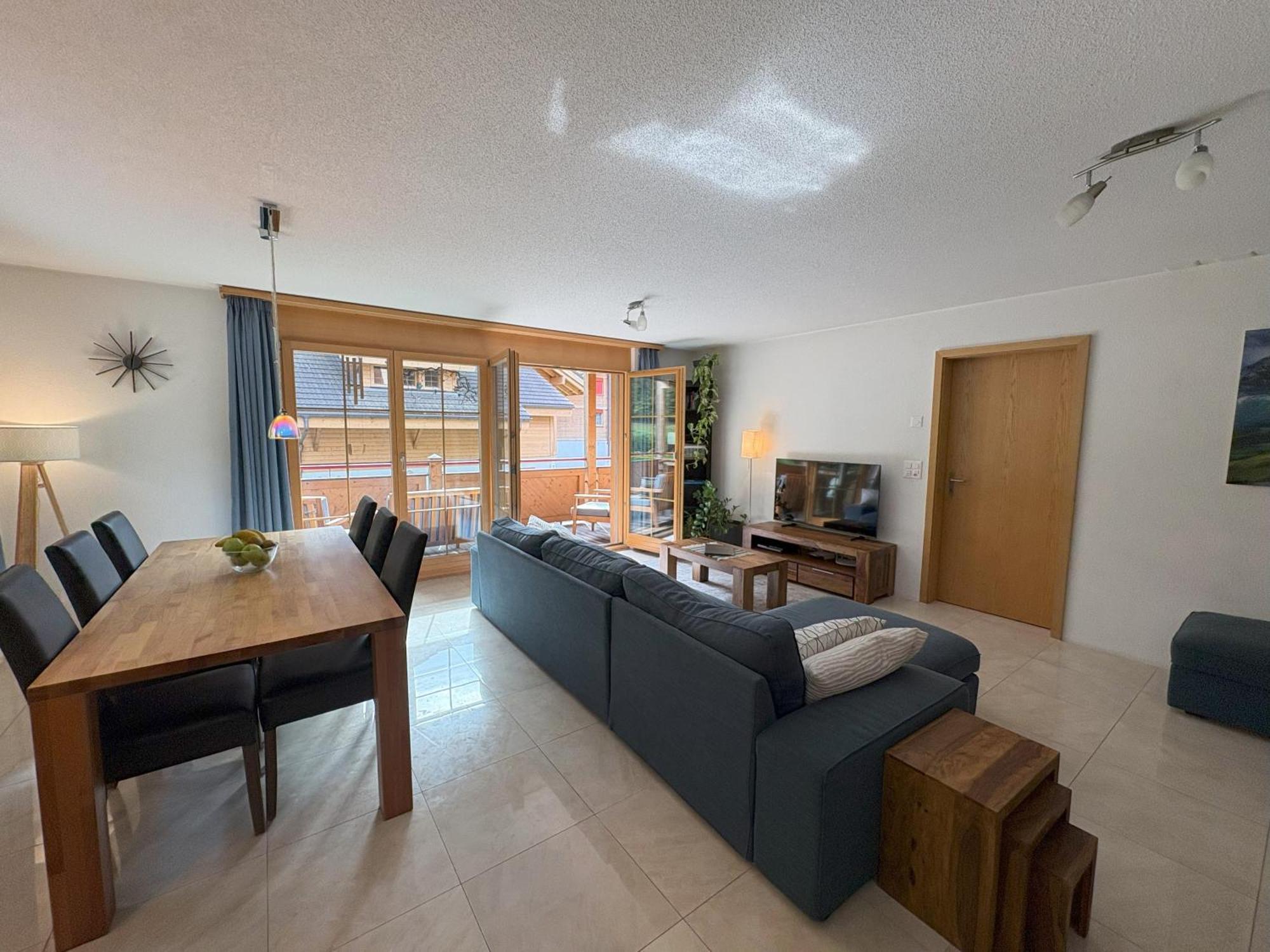Family Frame Apartment Lauterbrunnen Ngoại thất bức ảnh